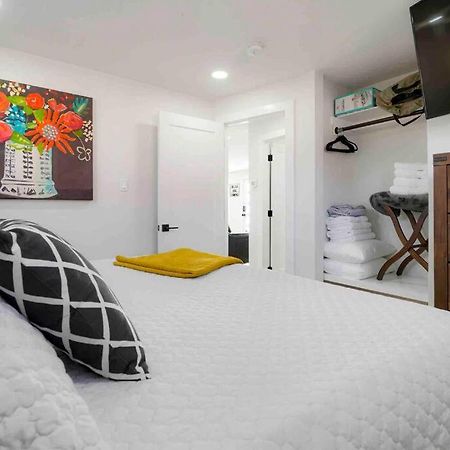 Willa Sleeps 16 - 15 Min/Downtown, 10 Min/Medical Center Aurora Zewnętrze zdjęcie