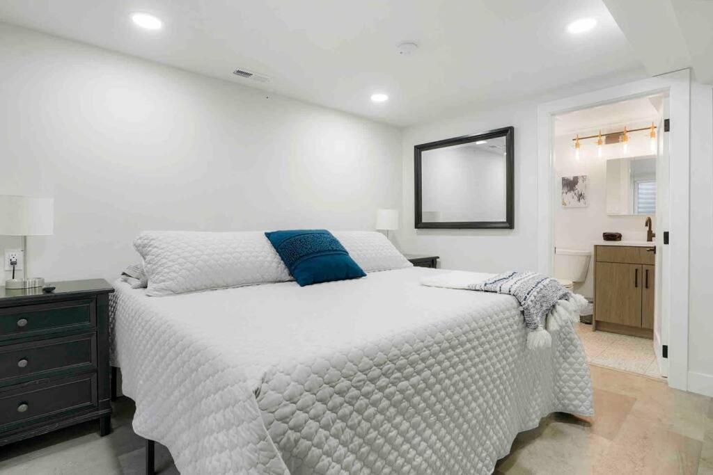 Willa Sleeps 16 - 15 Min/Downtown, 10 Min/Medical Center Aurora Zewnętrze zdjęcie
