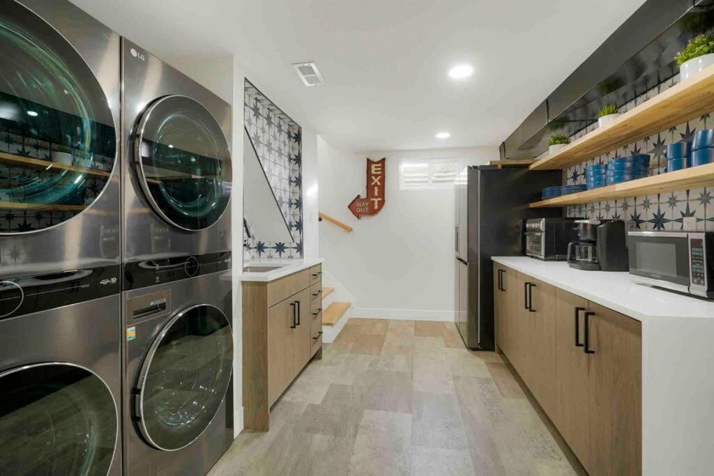 Willa Sleeps 16 - 15 Min/Downtown, 10 Min/Medical Center Aurora Zewnętrze zdjęcie