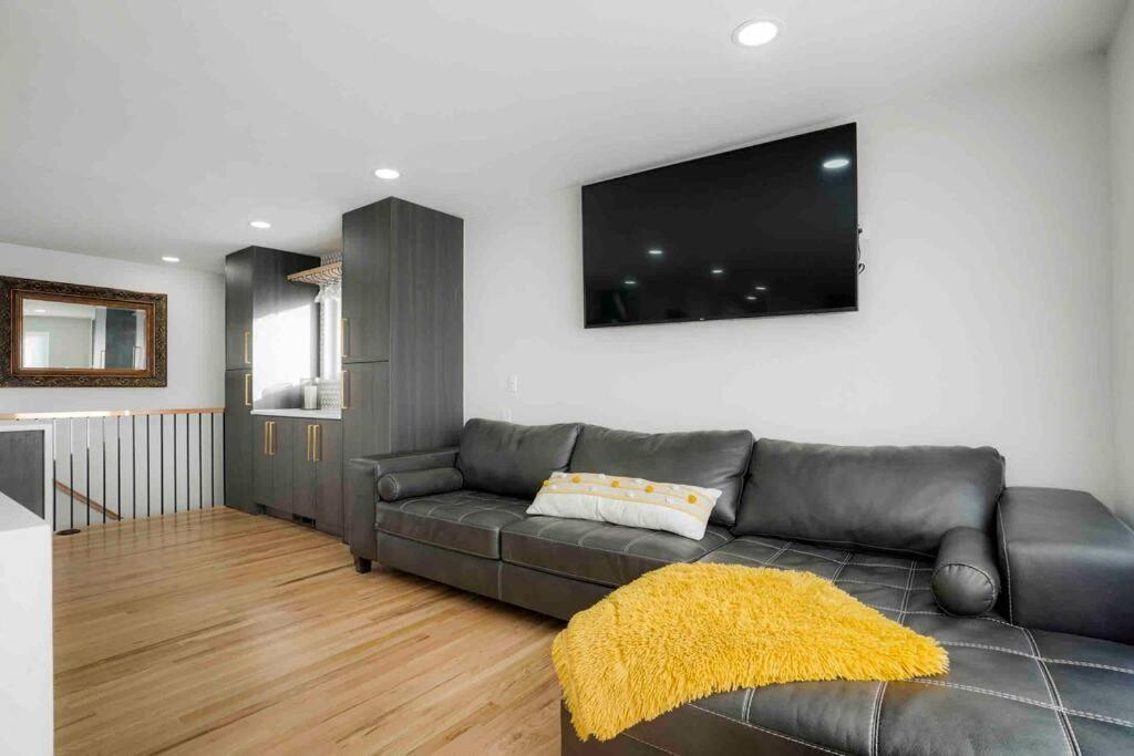 Willa Sleeps 16 - 15 Min/Downtown, 10 Min/Medical Center Aurora Zewnętrze zdjęcie