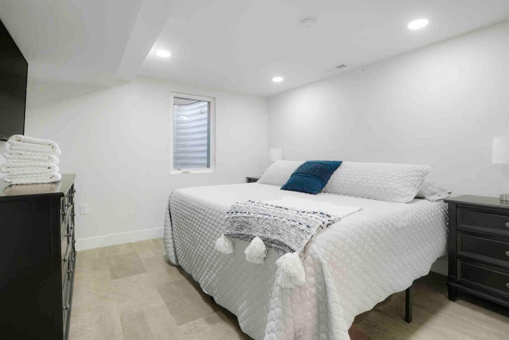 Willa Sleeps 16 - 15 Min/Downtown, 10 Min/Medical Center Aurora Zewnętrze zdjęcie