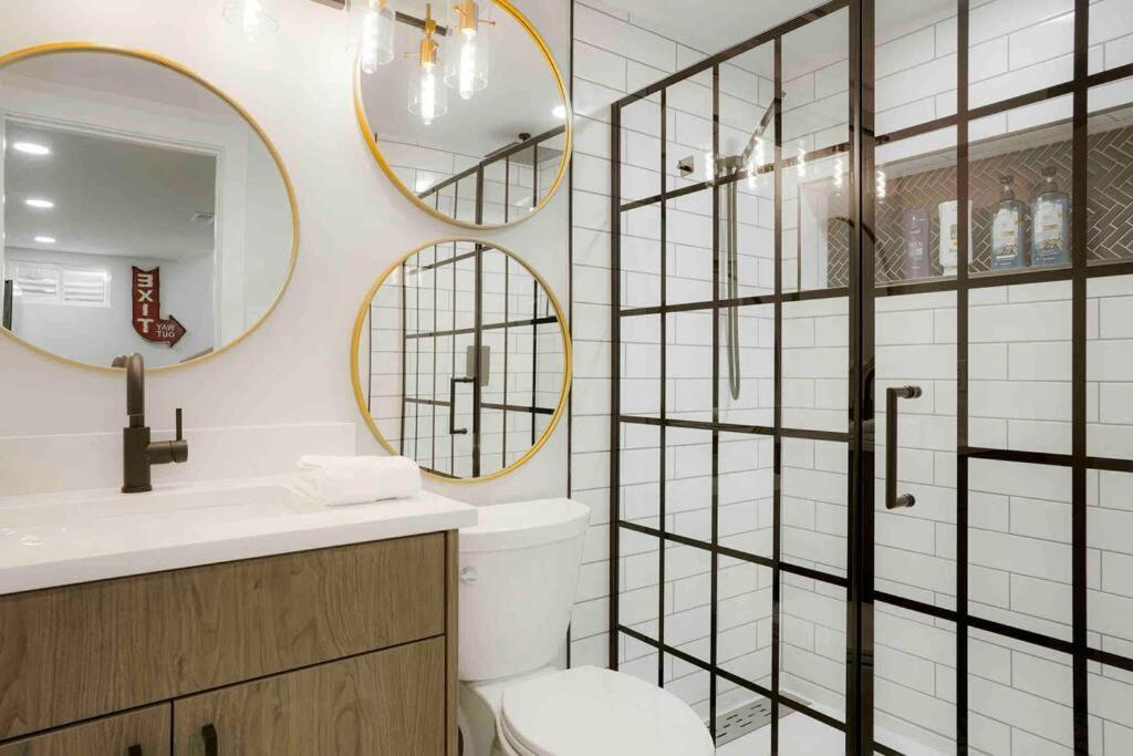 Willa Sleeps 16 - 15 Min/Downtown, 10 Min/Medical Center Aurora Zewnętrze zdjęcie