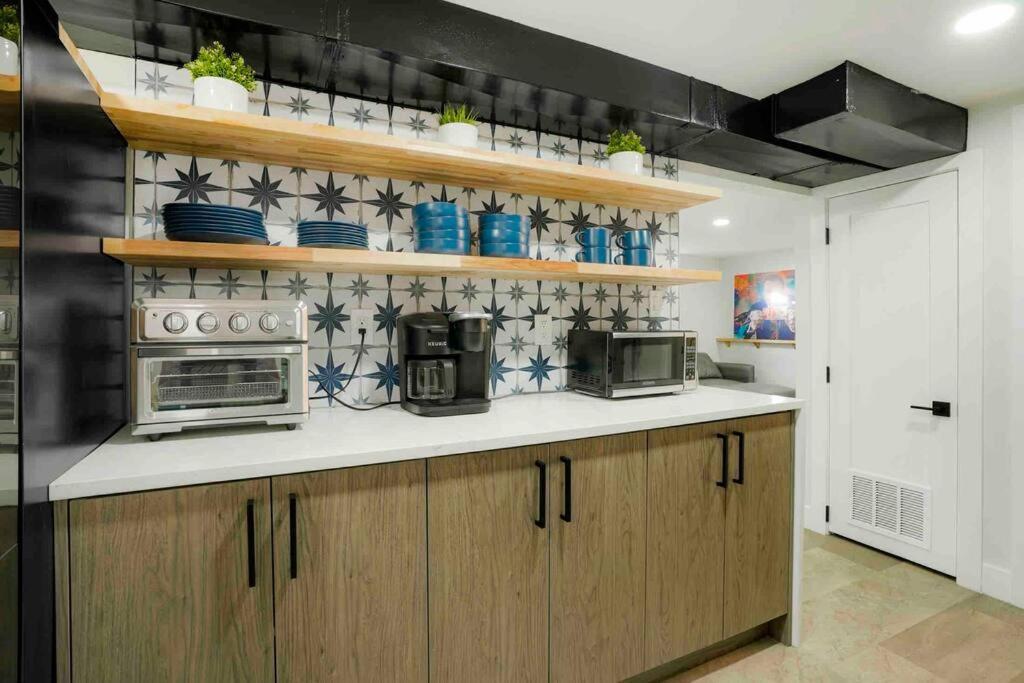 Willa Sleeps 16 - 15 Min/Downtown, 10 Min/Medical Center Aurora Zewnętrze zdjęcie