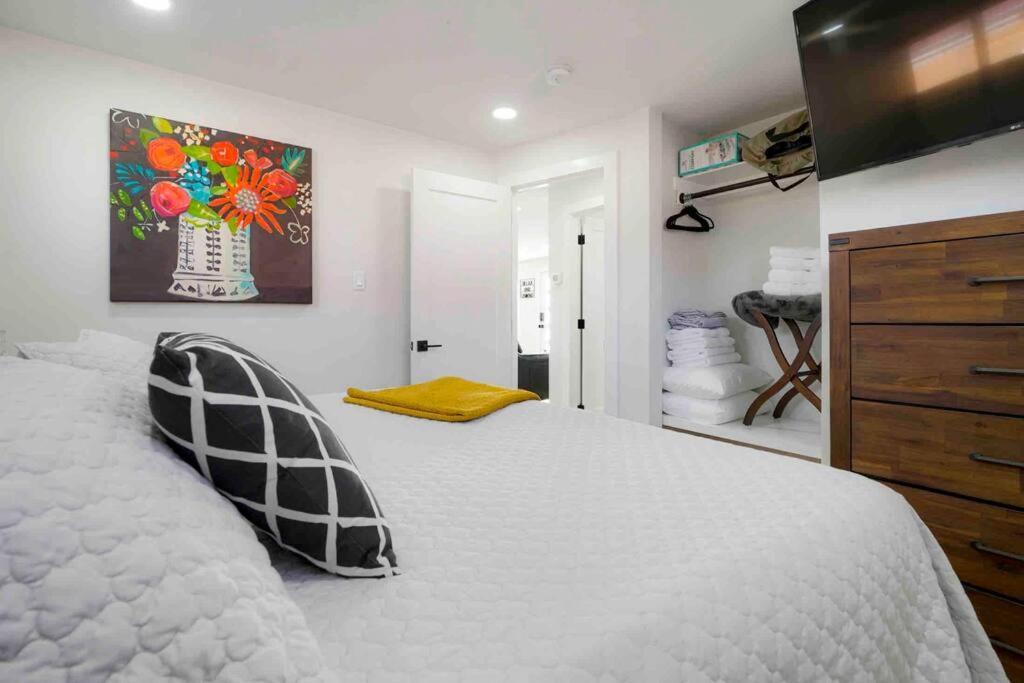 Willa Sleeps 16 - 15 Min/Downtown, 10 Min/Medical Center Aurora Zewnętrze zdjęcie